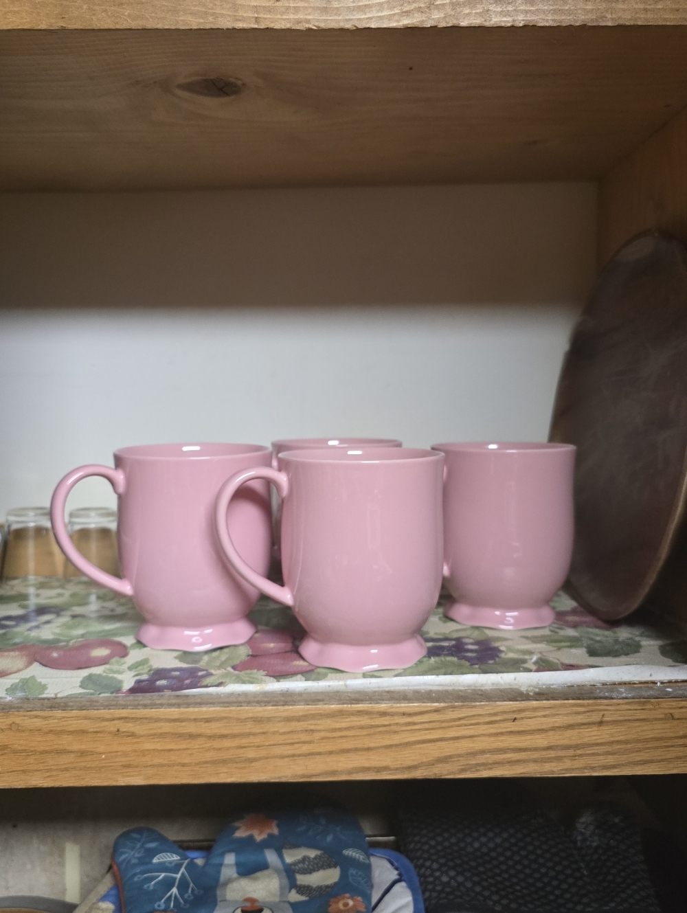 Paris Hilton Heiress Collection Scalloped Mug Set~